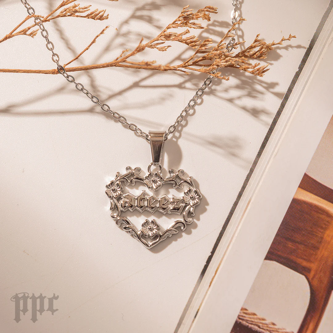ATZ Royal Hearts Necklace - Image 7