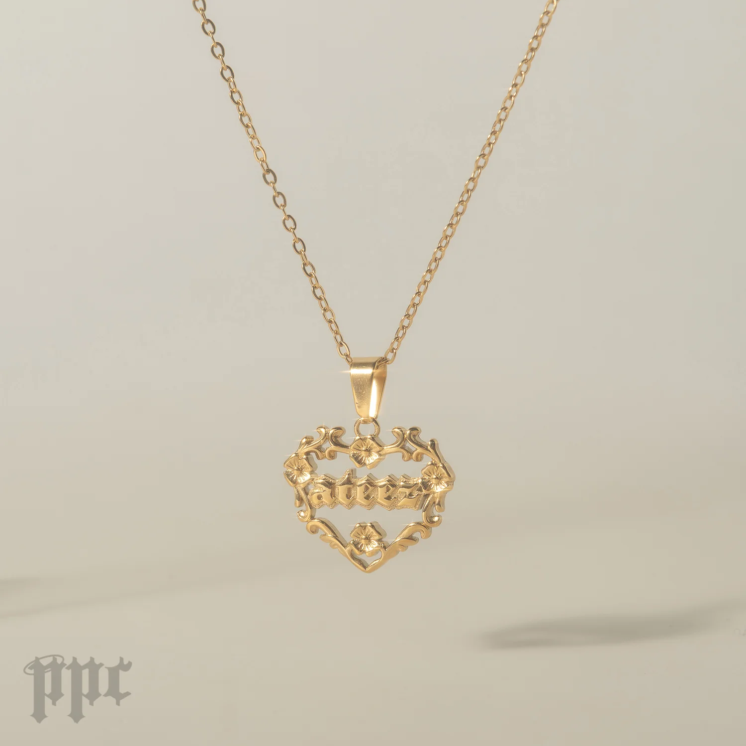 ATZ Royal Hearts Necklace - Image 8